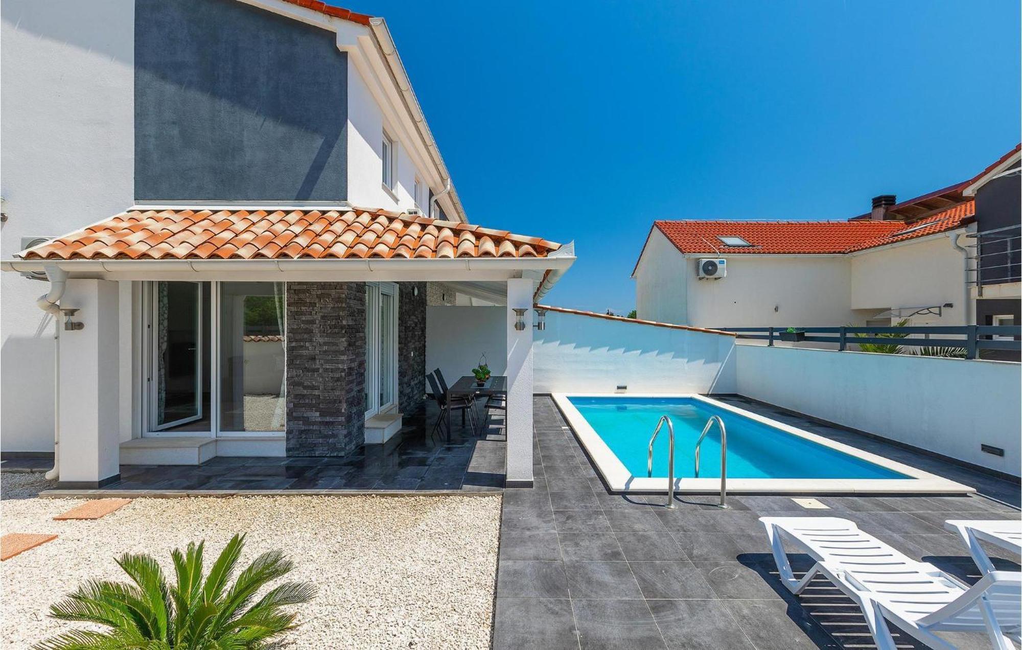 Villa Sarah Medulin Exterior photo